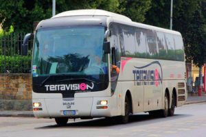 Автобус Terravision.