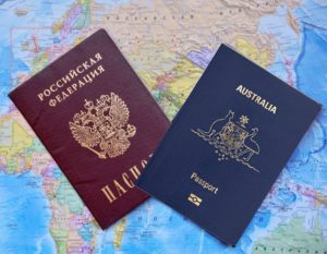 Паспорт России и Австралии