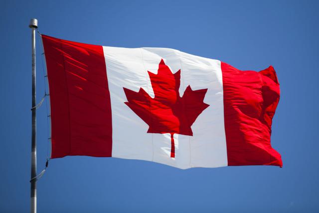 Как стать гражданином Канады?