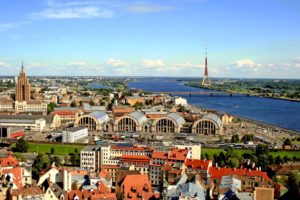 Получение и оформление латвийского гражданства для россиян и украинцев