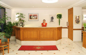 Работа администратором гостиницы в Турции