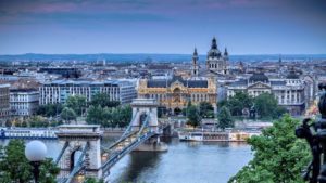 Будапешт - удивительный город. Ради экскурсии по венгерской столице стоит оформить краткосрочную визу
