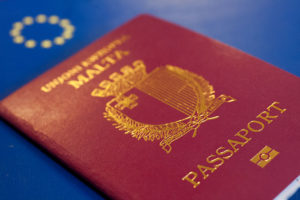 Мальтийский паспорт открывает широкие возможности, а способов его получения достаточно
