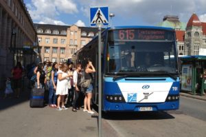 Хельсинки Вантаа автобус 615.