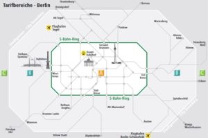 Берлин разделен на три тарифные зоны, в которых действую соотвествующие ним проездные документы:зона «А" (центральная часть города и районы внутри кольцевой линии электричек S-Bahn); зона «B» (районы, находящиеся вне кольцевой линии S-Bahn до границ города); зона «C» (окраина и пригород Берлина, включая город Potsdam). 