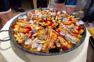 Где в Барселоне можно недорого и вкусно поесть?