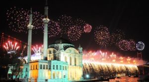 Встречаем Новый год в Стамбуле. Особенности, традиции, цены.