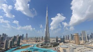 Бурдж–Халифа - самое высокое здание в мире, достопримечательность Дубая